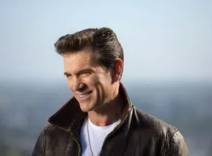 Chris Isaak